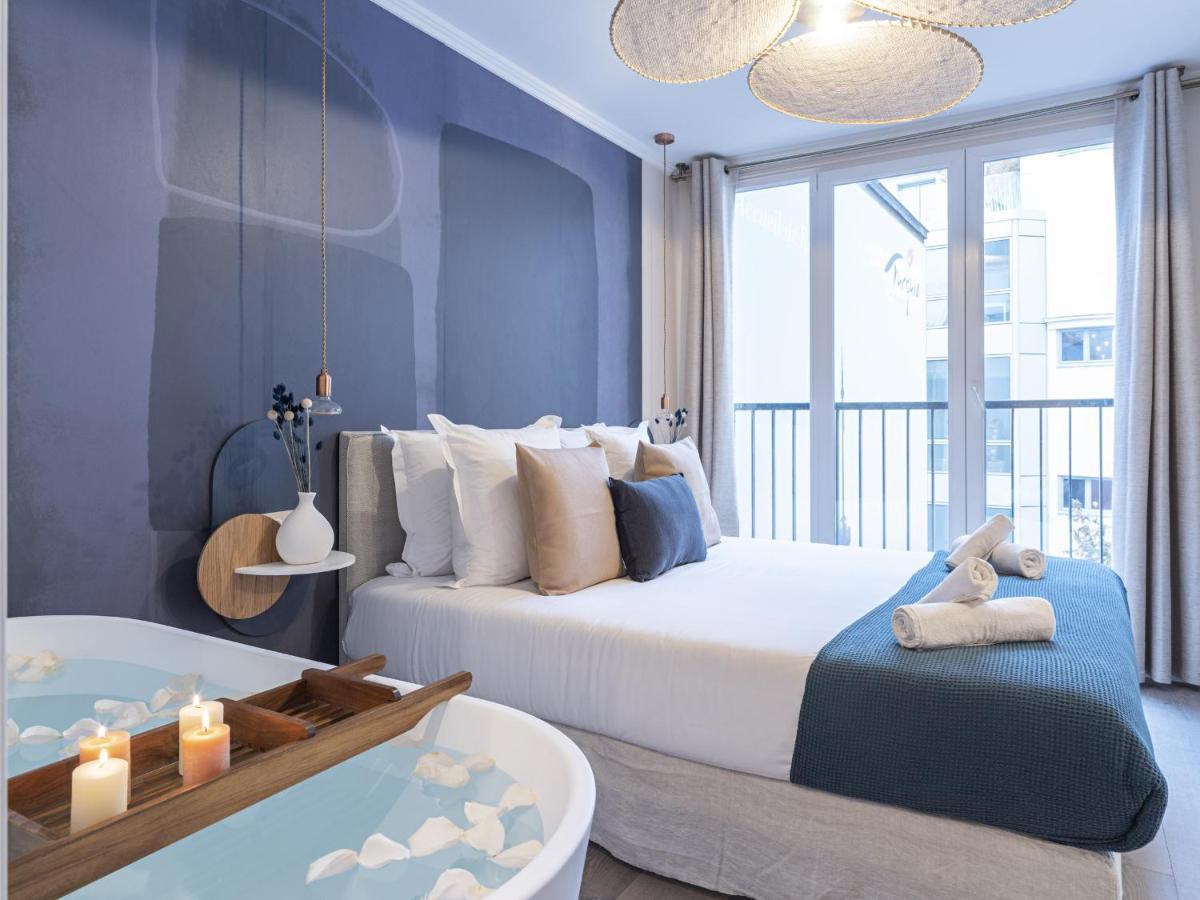 The Blue Suite On Champs Elysees Avenue 파리 외부 사진