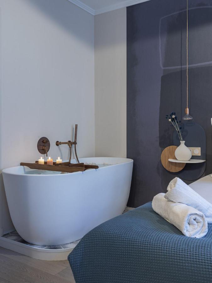 The Blue Suite On Champs Elysees Avenue 파리 외부 사진