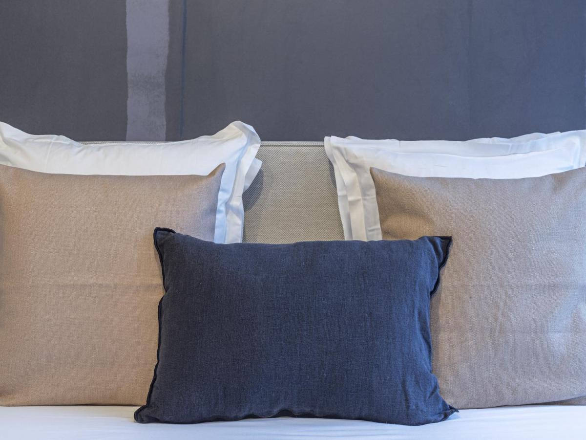 The Blue Suite On Champs Elysees Avenue 파리 외부 사진
