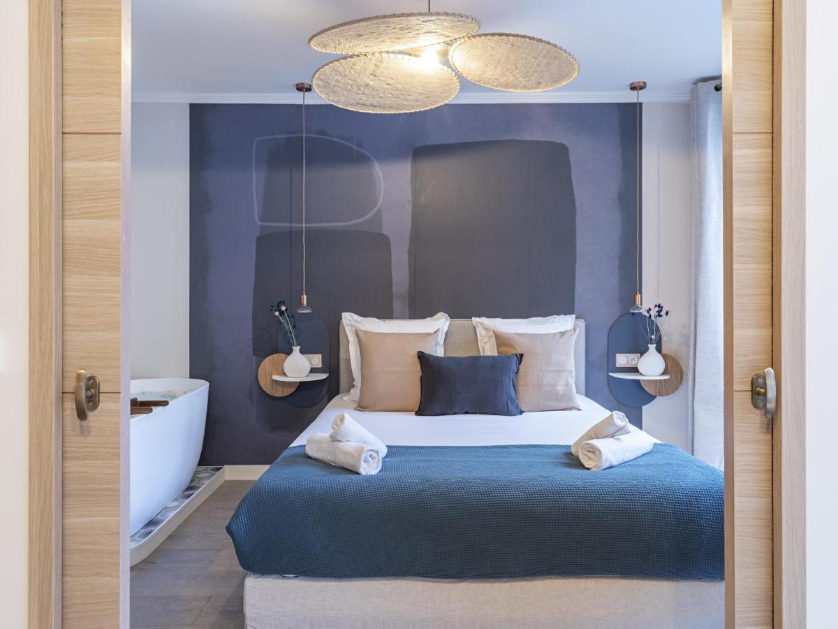 The Blue Suite On Champs Elysees Avenue 파리 외부 사진